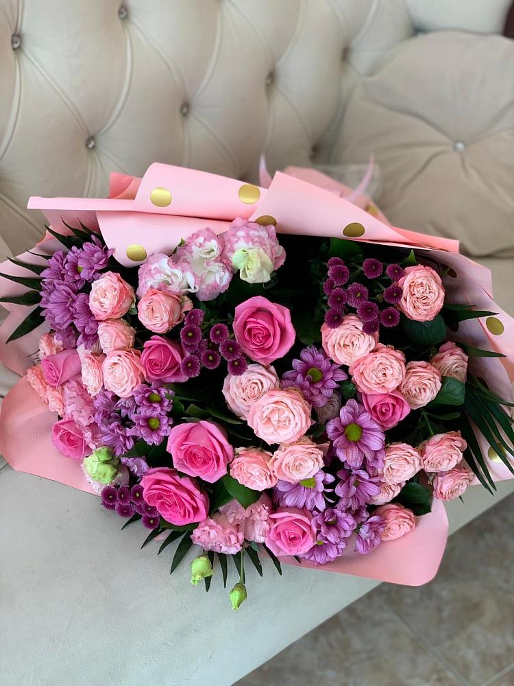 Букет цветов из: Хризантемы, Розы и Лизиантусы в Старотеряево