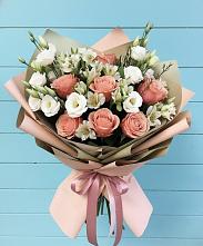 Букет цветов из:  Розы, Альстромерии и Лизиантусы в Старотеряево