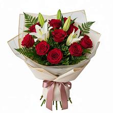 Букет цветов из:  Лилии и Розы в Старотеряево