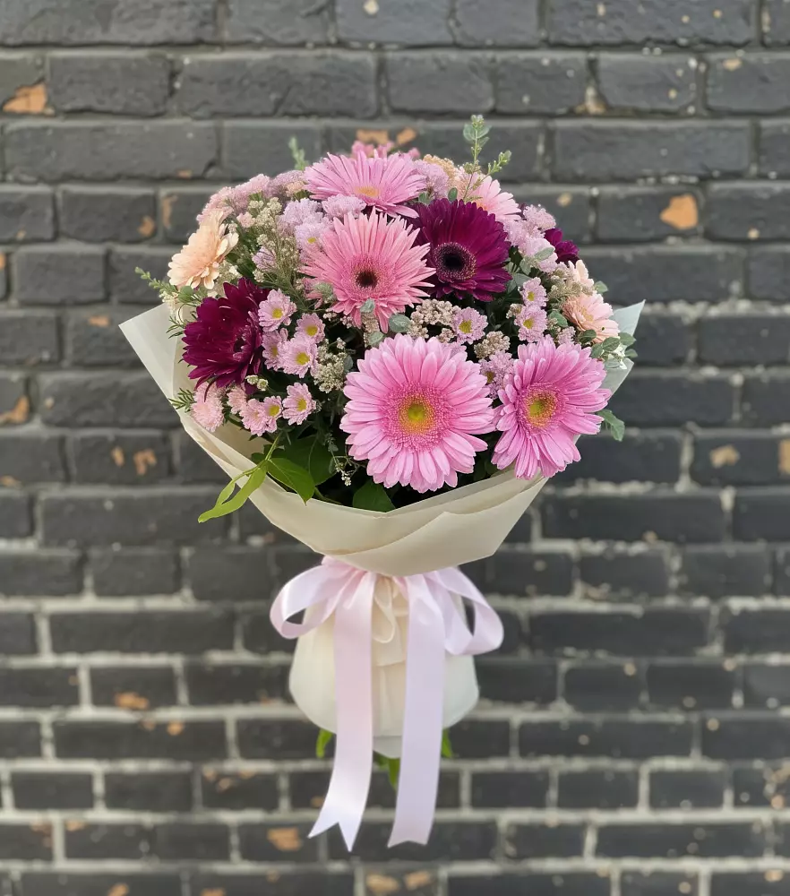 Букет цветов из: Герберы и Хризантемы в Старотеряево