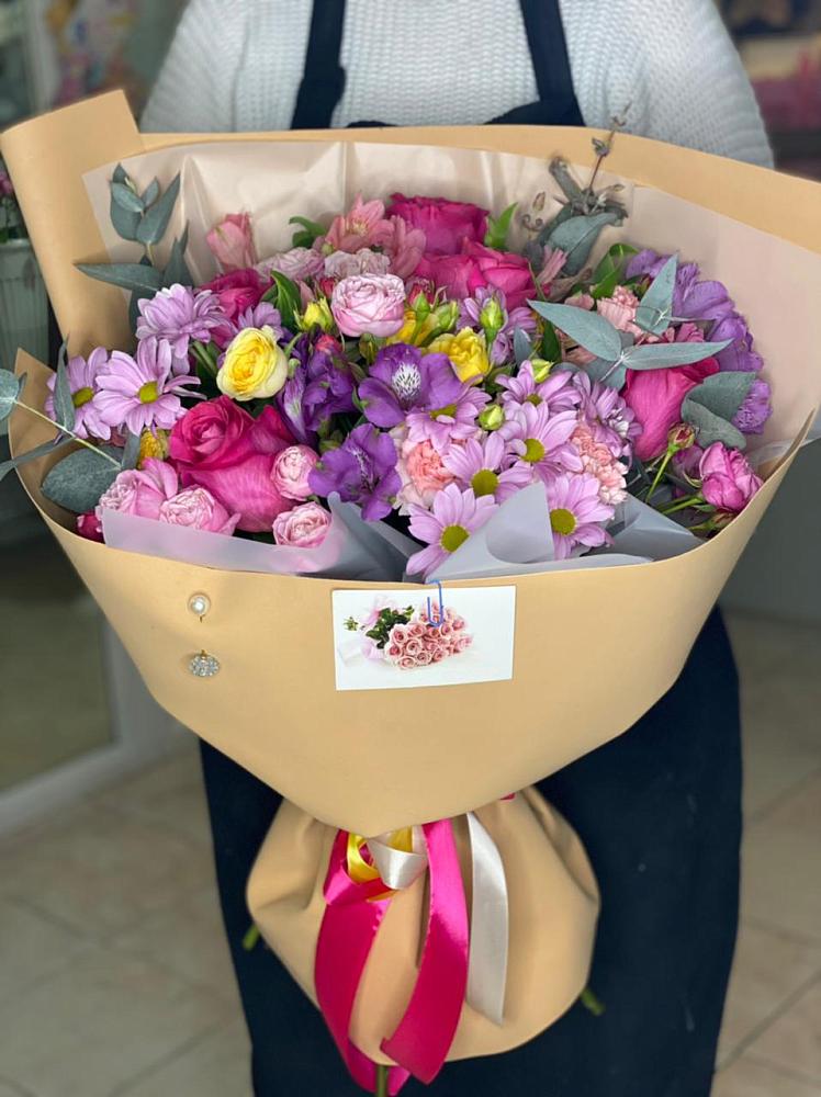 Букет цветов из: Хризантемы, Гвоздики и Альстромерии в Старотеряево