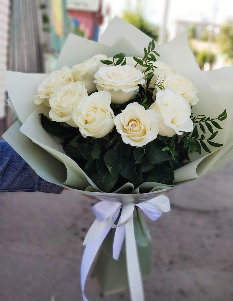 Букет Белые розы Проуд в Старотеряево