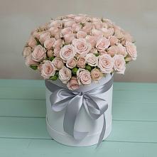 Цветочная композиция из Розы в шляпной коробке в Старотеряево