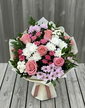 Букет цветов из:  Альстромерии, Гвоздики, Розы и Хризантемы в Старотеряево