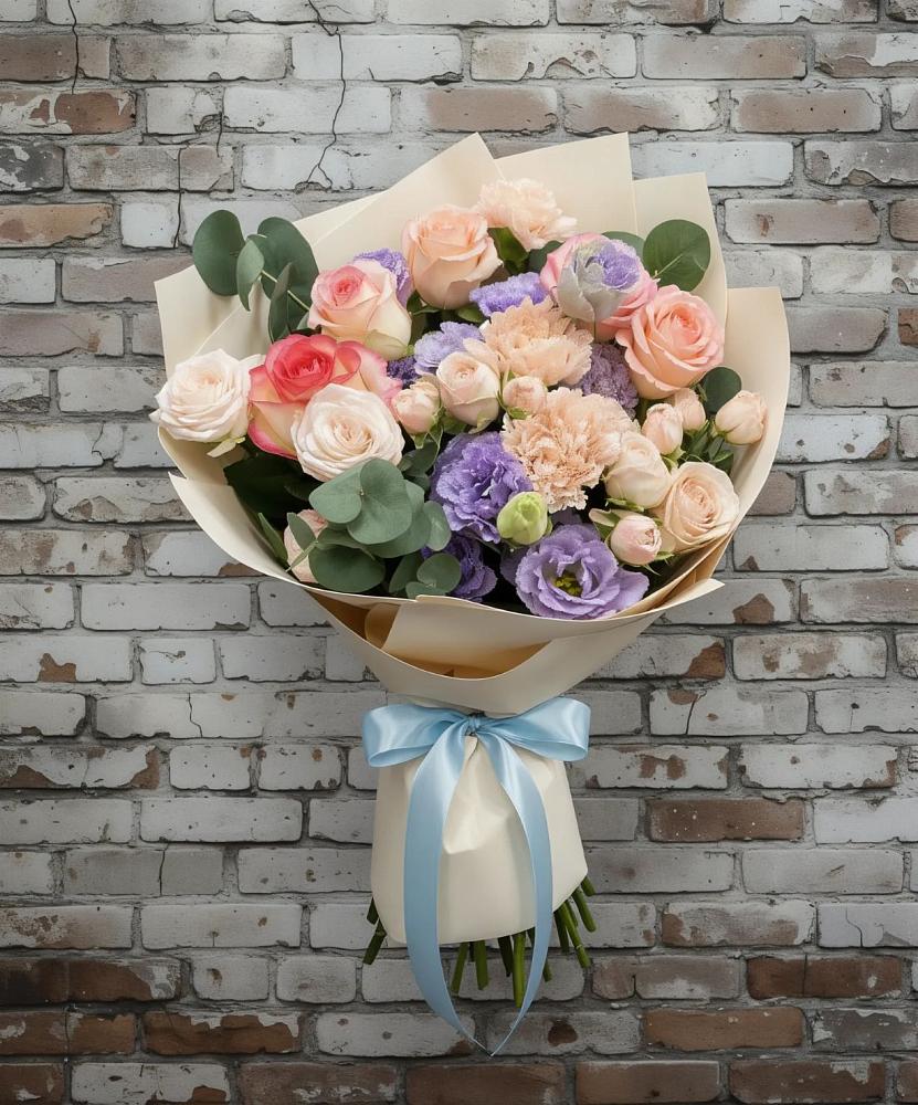 Букет цветов из: Розы, Лизиантусы и Гвоздики в Старотеряево